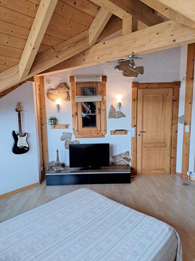 Steewer Landhaus Gemuetliche Ferienwohnung Bis 6 Pers In Ruhiger Ortsrandlage Stebach Luaran gambar