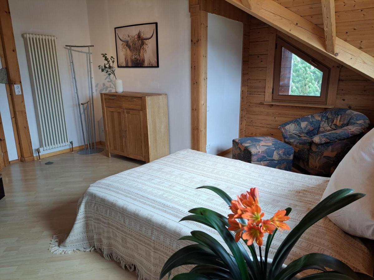 Steewer Landhaus Gemuetliche Ferienwohnung Bis 6 Pers In Ruhiger Ortsrandlage Stebach Luaran gambar