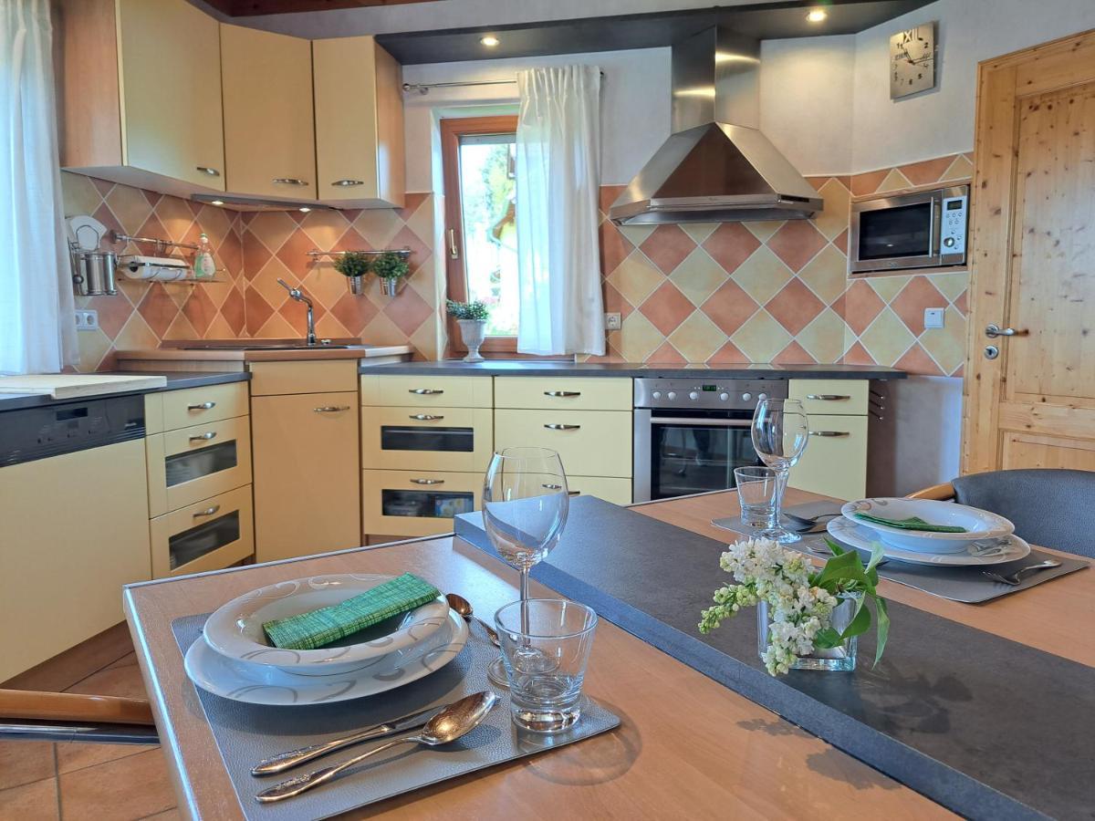 Steewer Landhaus Gemuetliche Ferienwohnung Bis 6 Pers In Ruhiger Ortsrandlage Stebach Luaran gambar