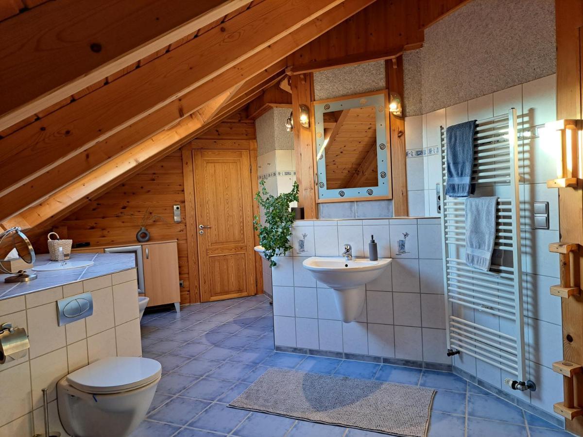 Steewer Landhaus Gemuetliche Ferienwohnung Bis 6 Pers In Ruhiger Ortsrandlage Stebach Luaran gambar