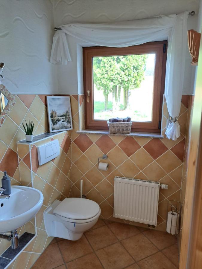 Steewer Landhaus Gemuetliche Ferienwohnung Bis 6 Pers In Ruhiger Ortsrandlage Stebach Luaran gambar