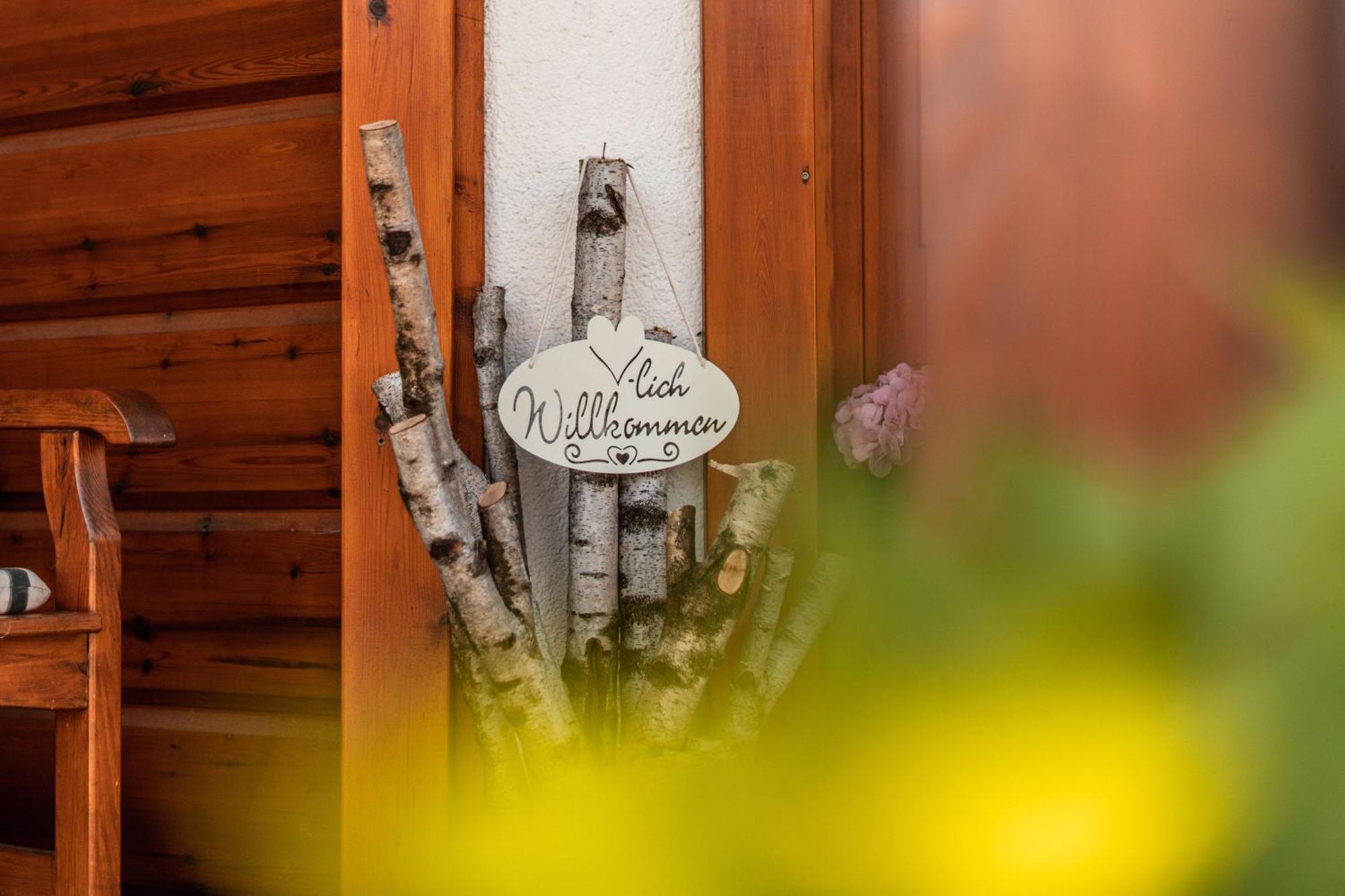 Steewer Landhaus Gemuetliche Ferienwohnung Bis 6 Pers In Ruhiger Ortsrandlage Stebach Luaran gambar