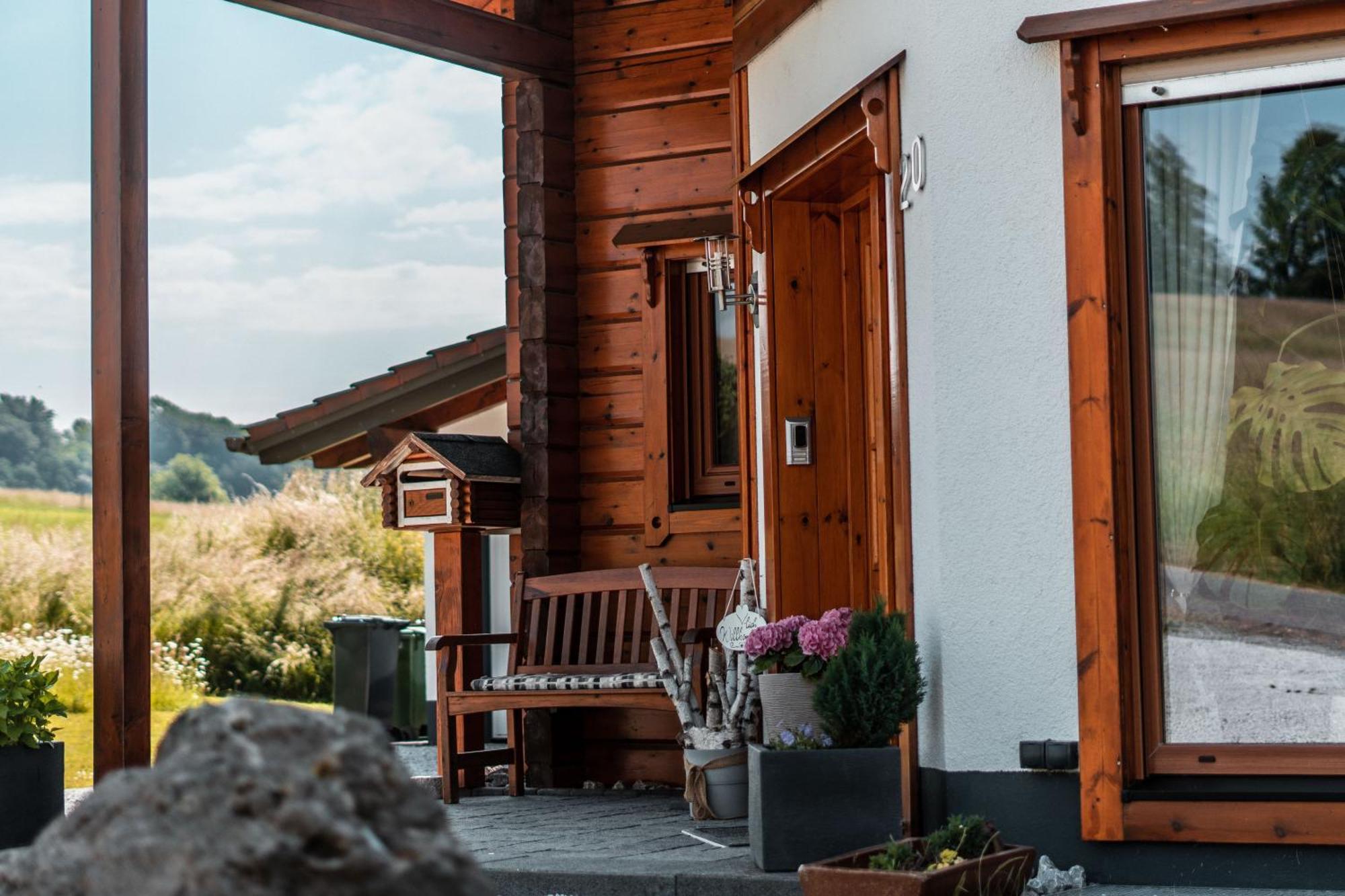 Steewer Landhaus Gemuetliche Ferienwohnung Bis 6 Pers In Ruhiger Ortsrandlage Stebach Luaran gambar