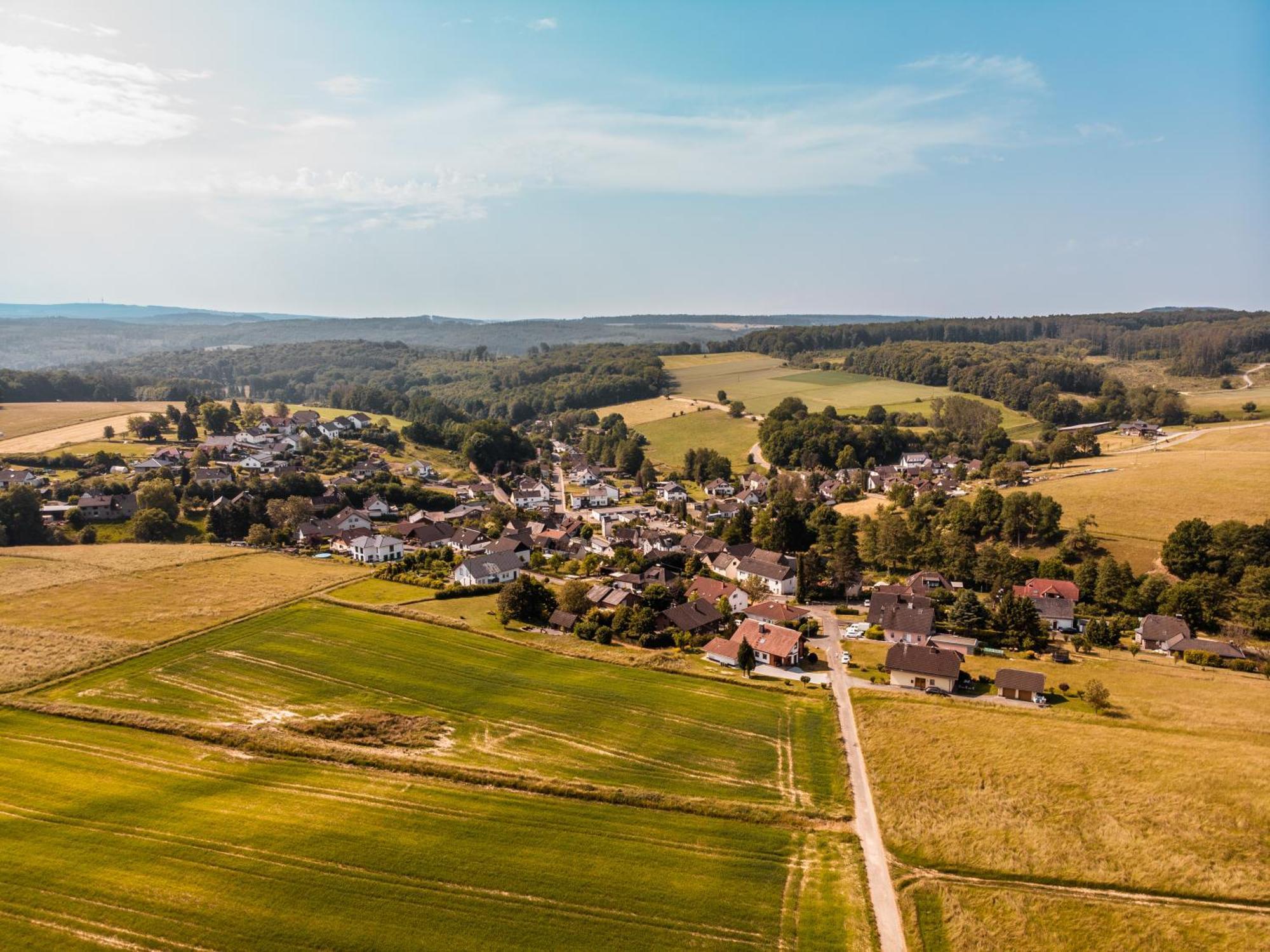 Steewer Landhaus Gemuetliche Ferienwohnung Bis 6 Pers In Ruhiger Ortsrandlage Stebach Luaran gambar