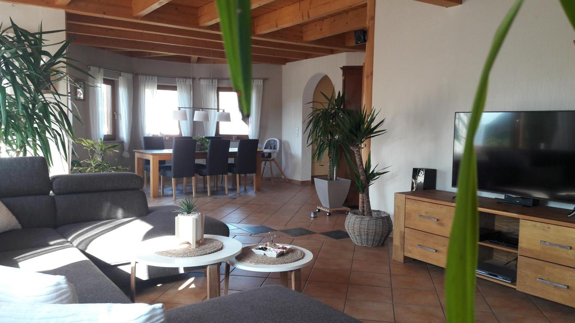 Steewer Landhaus Gemuetliche Ferienwohnung Bis 6 Pers In Ruhiger Ortsrandlage Stebach Luaran gambar