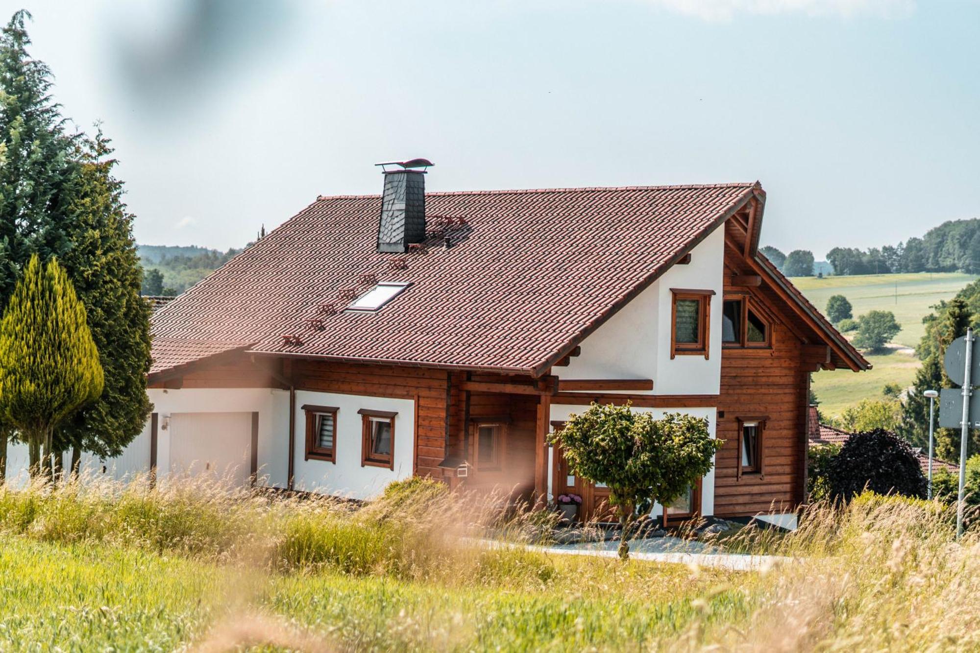 Steewer Landhaus Gemuetliche Ferienwohnung Bis 6 Pers In Ruhiger Ortsrandlage Stebach Luaran gambar